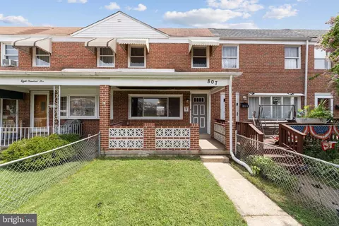 807 Loalan, Dundalk, MD 21222
