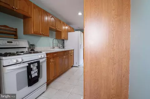 3201 Grace Rd, Sparrows Point, MD 21219 photo 7