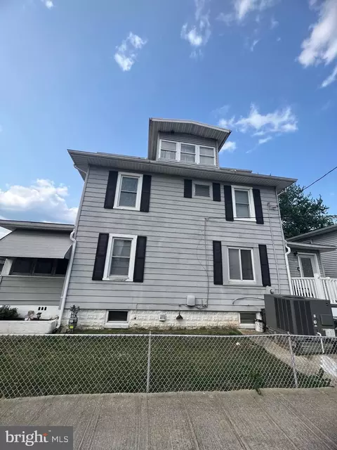 3201 Grace Rd, Sparrows Point, MD 21219 photo 2