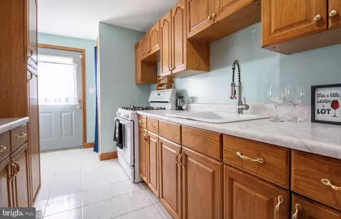 3201 Grace Rd, Sparrows Point, MD 21219 photo 5