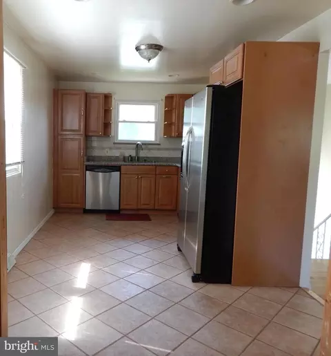 5125 Mcfaul Rd, Baltimore, MD 21206 photo 12