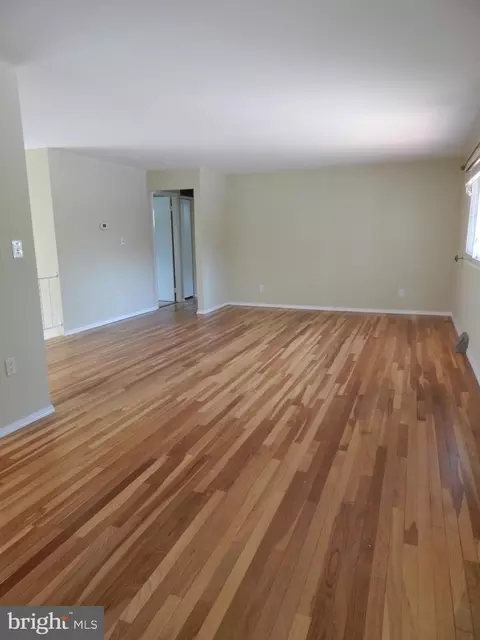5125 Mcfaul Rd, Baltimore, MD 21206 photo 8