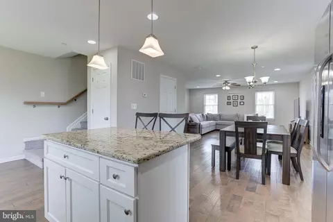 1301 Delbert Ave, Dundalk, MD 21222