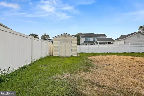 7103 Olivia Rd, Middle River, MD 21220 photo 5