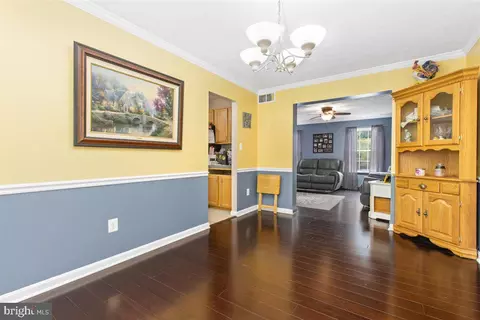 4609 Greencove Cir, Sparrows Point, MD 21219 photo 32