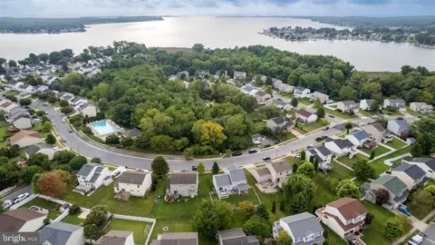 4609 Greencove Cir, Sparrows Point, MD 21219 photo 23