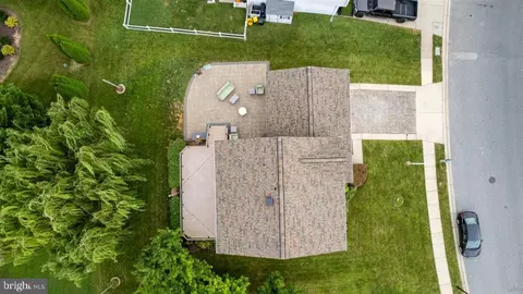 4609 Greencove Cir, Sparrows Point, MD 21219 photo 10
