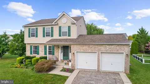 4609 Greencove Cir, Sparrows Point, MD 21219 photo 3