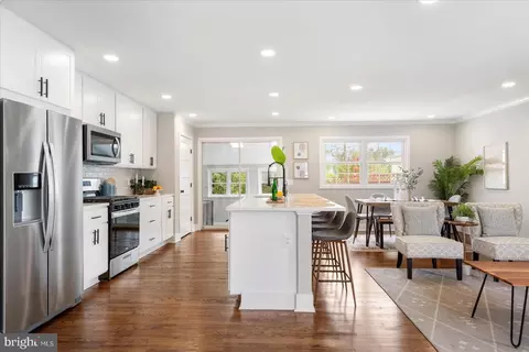 8405 Macer Rd, Lutherville Timonium, MD 21093
