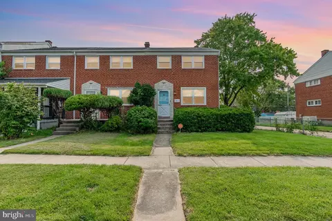 8625 Ellen Ct, Parkville, MD 21234