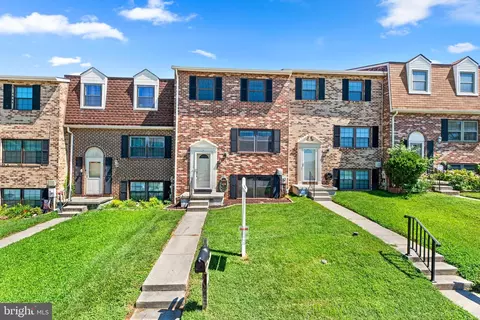 8 Heather Hill Rd, Catonsville, MD 21228