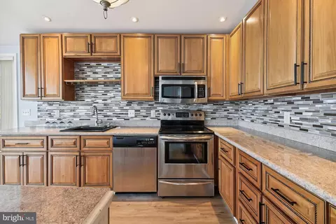 3706 Edgewater Pl, Dundalk, MD 21222 photo 8