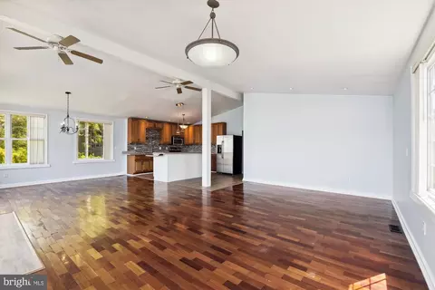 3706 Edgewater Pl, Dundalk, MD 21222 photo 6