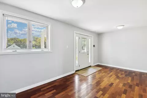 3706 Edgewater Pl, Dundalk, MD 21222 photo 11