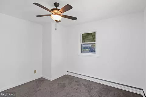 215 Riverton Rd, Middle River, MD 21220 photo 18