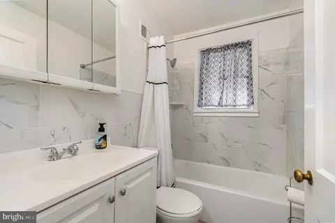 2211 Coralthorn Rd, Middle River, MD 21220 photo 12