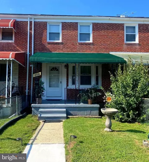808 Middlesex Rd, Essex, MD 21221