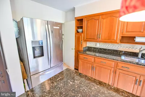 420 Chumleigh Rd, Baltimore, MD 21212 photo 17