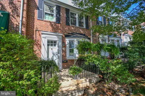 420 Chumleigh Rd, Baltimore, MD 21212