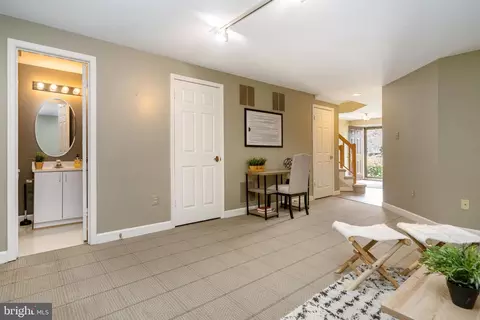 3 Stablemere Ct, Baltimore, MD 21209 photo 6
