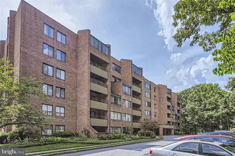 3 Southerly Ct #207, Towson, MD 21286