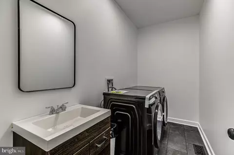 19 Cedar Grove Ct, Rosedale, MD 21237 photo 36