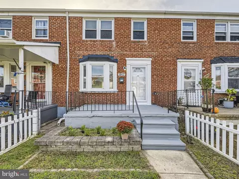 1917 Barry Rd, Dundalk, MD 21222
