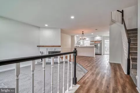 17 Cashell Ct, Nottingham, MD 21236 photo 3