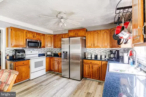 6021 Loreley Beach Rd, White Marsh, MD 21162 photo 19