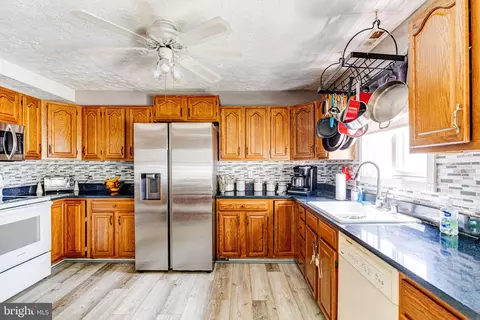 6021 Loreley Beach Rd, White Marsh, MD 21162 photo 18