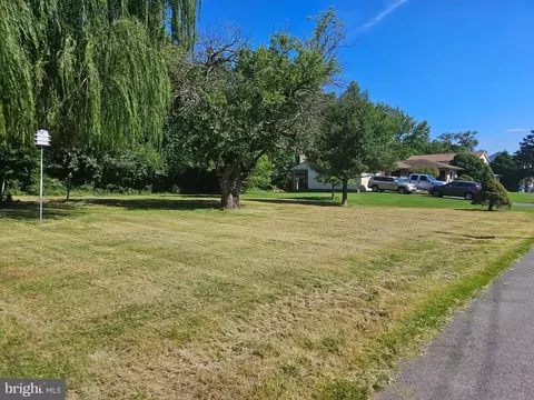 2503 Lakeview Ave, Sparrows Point, MD 21219 photo 5