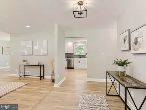 28 Windemere Pkwy, Phoenix, MD 21131 photo 4