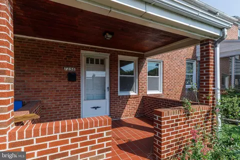7256 Stratton Way, Baltimore, MD 21224 photo 3