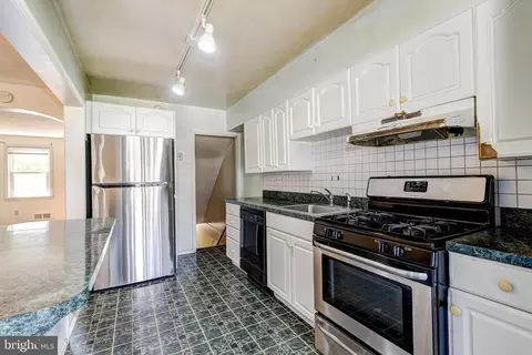 7256 Stratton Way, Baltimore, MD 21224 photo 12