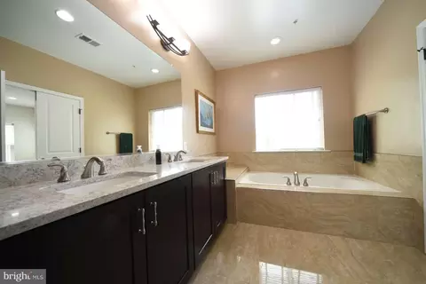 28 Willow Ave, Towson, MD 21286 photo 32