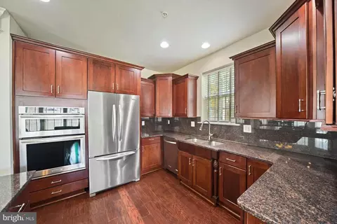 28 Willow Ave, Towson, MD 21286 photo 9