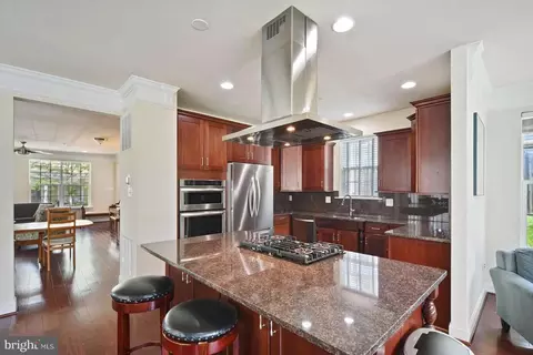 28 Willow Ave, Towson, MD 21286 photo 8