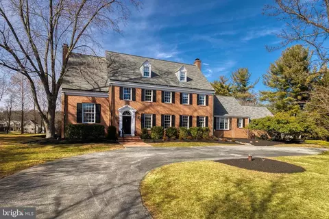 13012 Heil Manor Dr, Reisterstown, MD 21136