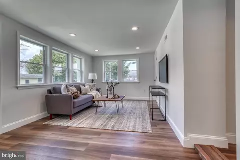 100 Fleming Dr, Dundalk, MD 21222 photo 9
