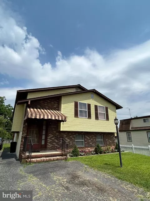 2922 New York Ave, Halethorpe, MD 21227