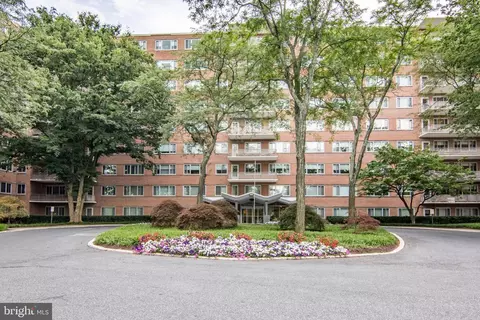 11 Slade Ave #402, Pikesville, MD 21208