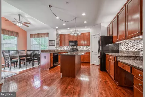 904 Mccune Rd, Middle River, MD 21220 photo 10