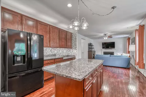 904 Mccune Rd, Middle River, MD 21220 photo 17