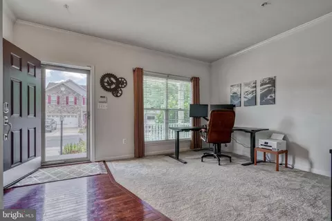 904 Mccune Rd, Middle River, MD 21220 photo 3