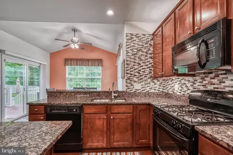 904 Mccune Rd, Middle River, MD 21220 photo 16