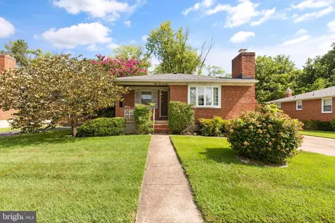 5901 Daybreak Ter, Baltimore, MD 21206 photo 2