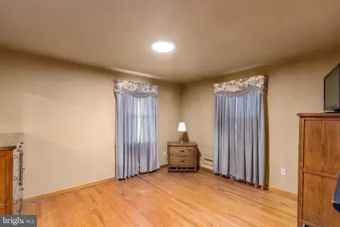 5901 Daybreak Ter, Baltimore, MD 21206 photo 11
