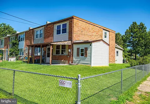916 Winsap Ct, Halethorpe, MD 21227 photo 3