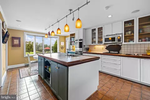 4908 Carroll Manor Rd, Baldwin, MD 21013 photo 9