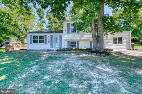 4616 Beaconsfield Dr, Nottingham, MD 21236